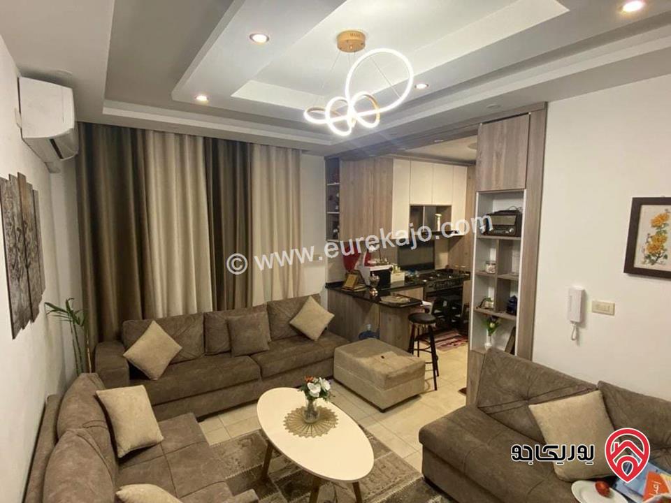 شقة دوبلكس مساحة 142م طابق ثالث للبيع في أبو السوس 