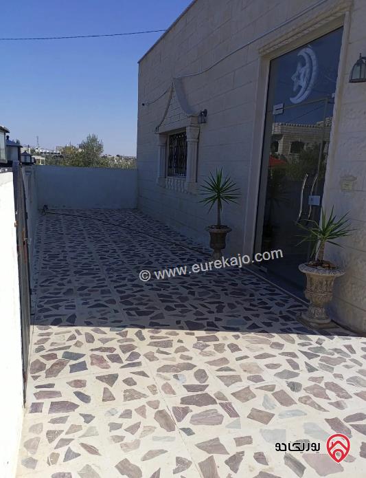 منزل مستقل مساحة الأرض 1500م ومساحة البناء 170م للبيع في اربد - حور