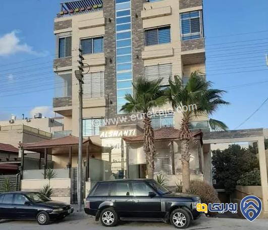 شقة سوبر ديلوكس طابق ثالث مساحة 140م للبيع في حي الصحابة - رجم عميش