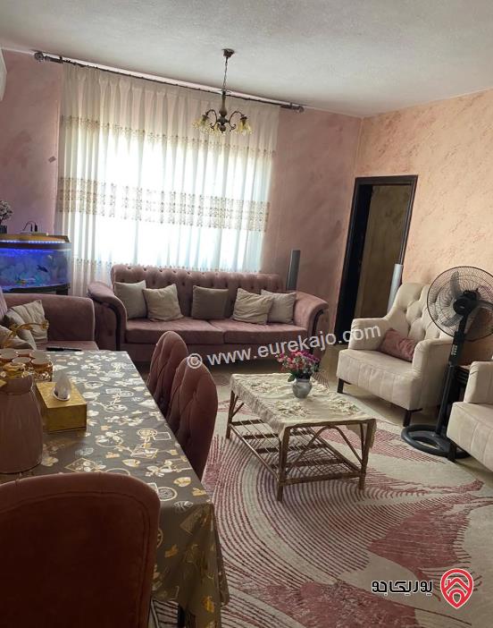 شقة مساحة 112م طابق أول للبيع في أبو نصير 