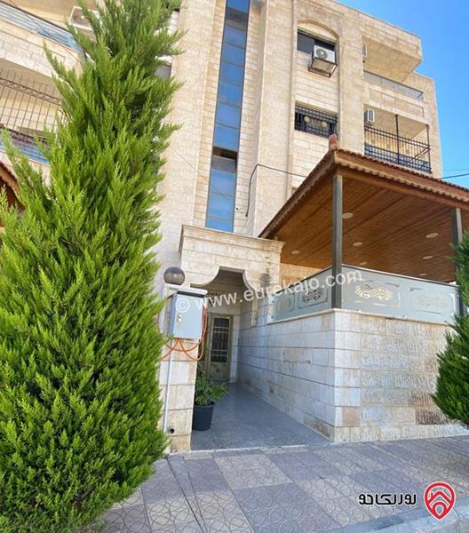 شقة مساحة 140م طابق أول للبيع في أبو نصير 