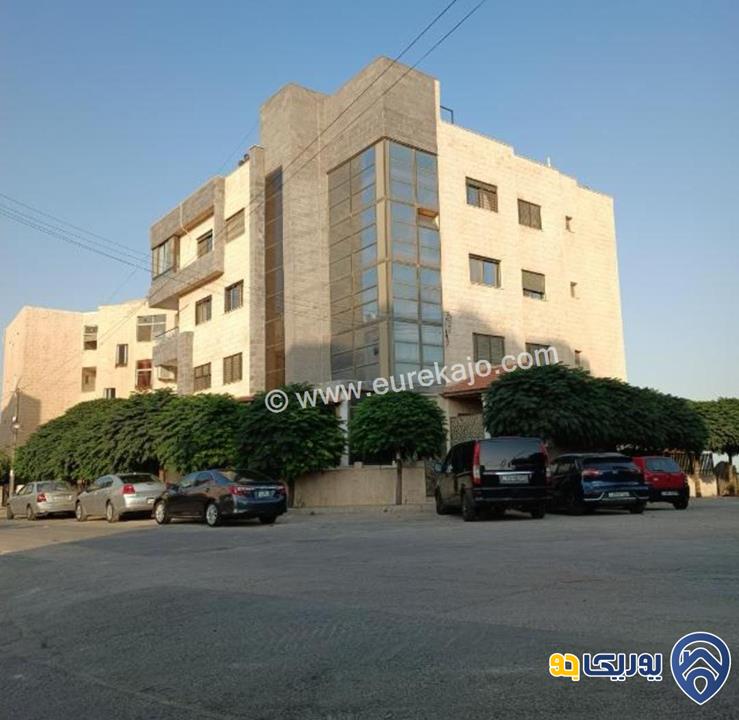شقة سوبر ديلوكس مساحة 150م طابق ثالث للبيع في أبو السوس 
